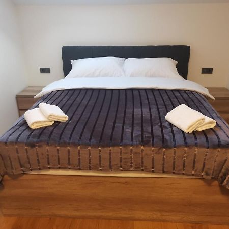 Nibela Apartments Zagreb Extérieur photo